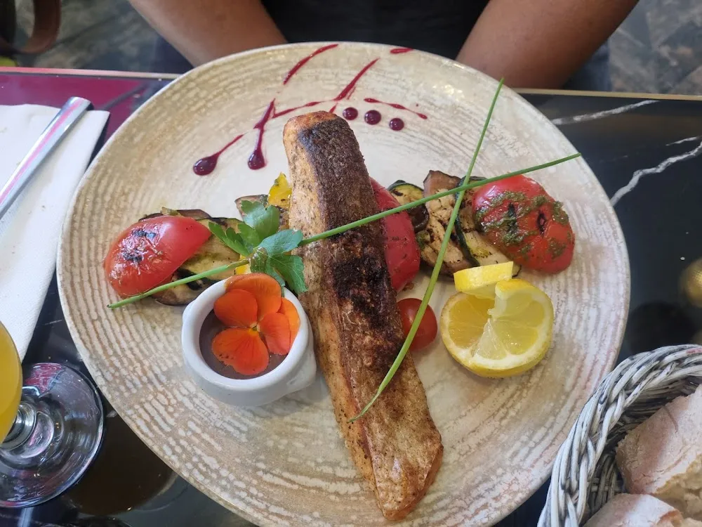 Saumon Grillé Et Légumes Grillés